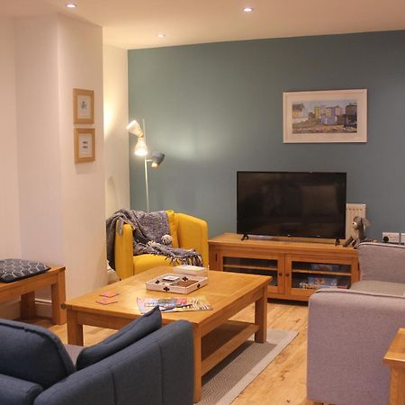 Stylish Flat In Central Tenby & Free Parking Eksteriør bilde