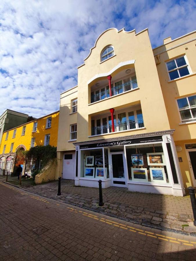 Stylish Flat In Central Tenby & Free Parking Eksteriør bilde